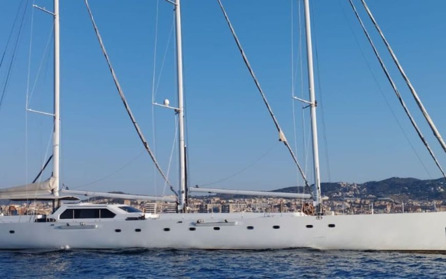 YAMAKAY: New sailing yacht for sale!