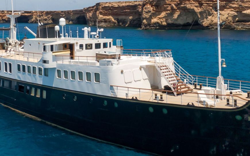 HARMONY: New motor yacht available for sale!