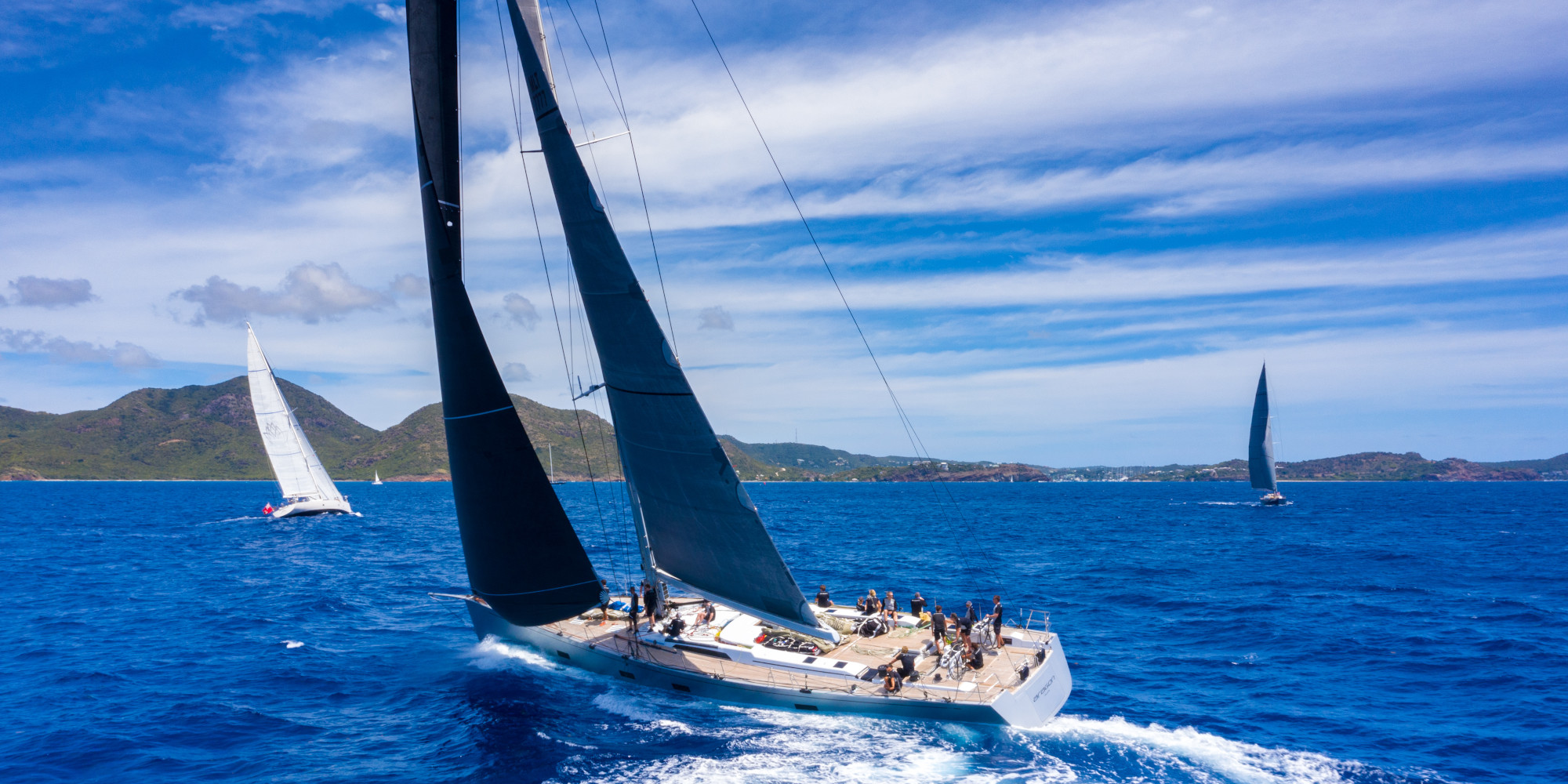 best sailing yacht for charter