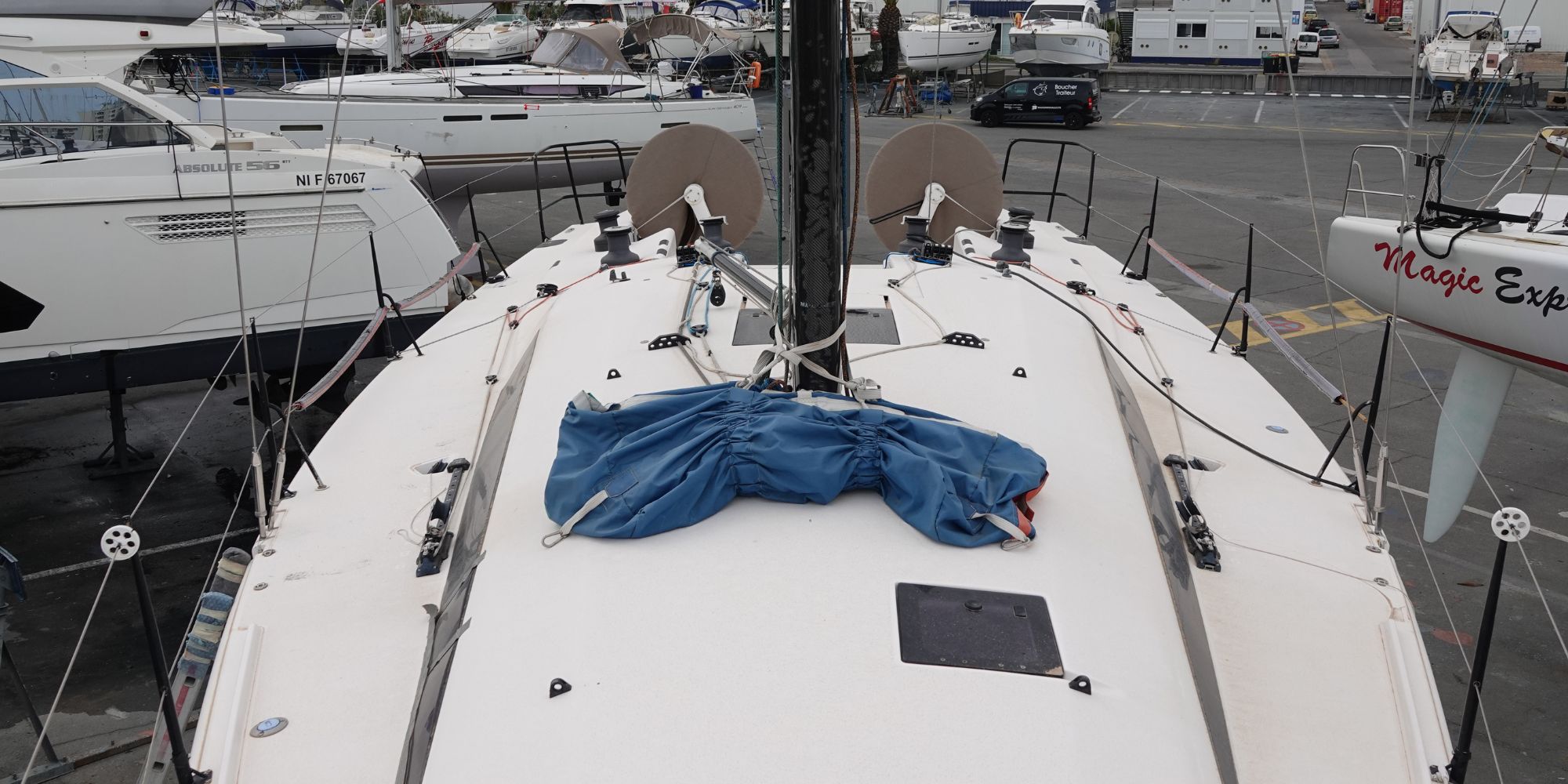 new-racing-yacht-for-sale-sydney-43-gts-imagine-yacht-sold-bgyb